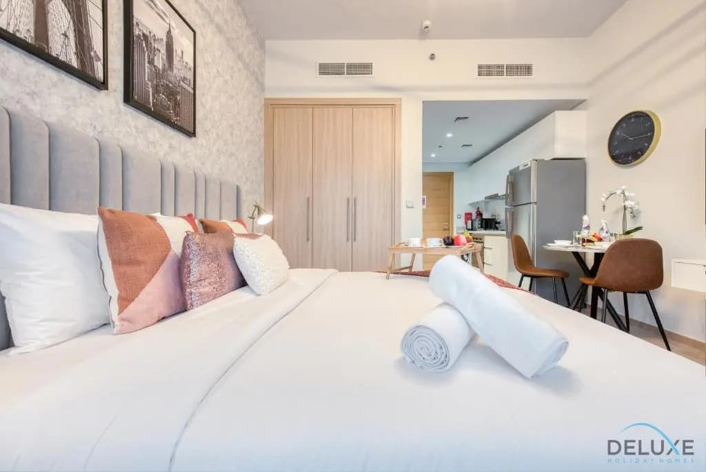 Charming Studio at Azizi Aura Residences Downtown Jebel Ali by Deluxe Holiday Homes - photo 5