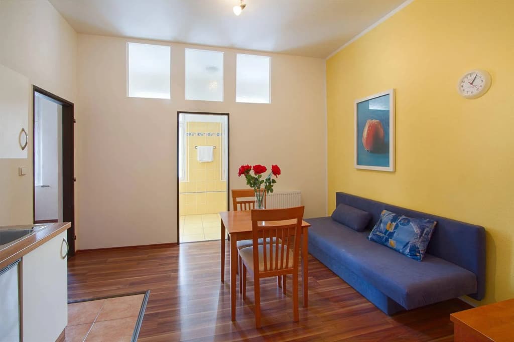 Apartment Amandment - photo 6
