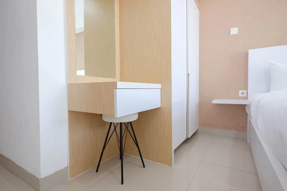 Strategic Location With New Furnished At Studio H Residence Apartment - photo 5