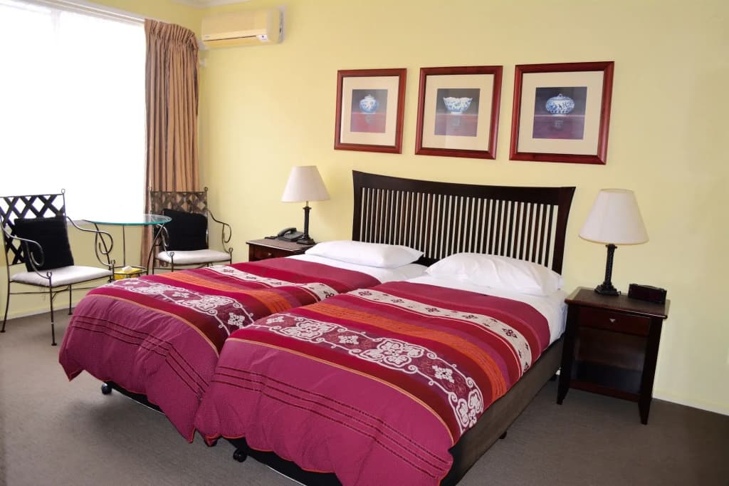 Knightsbridge Apartments - photo 3