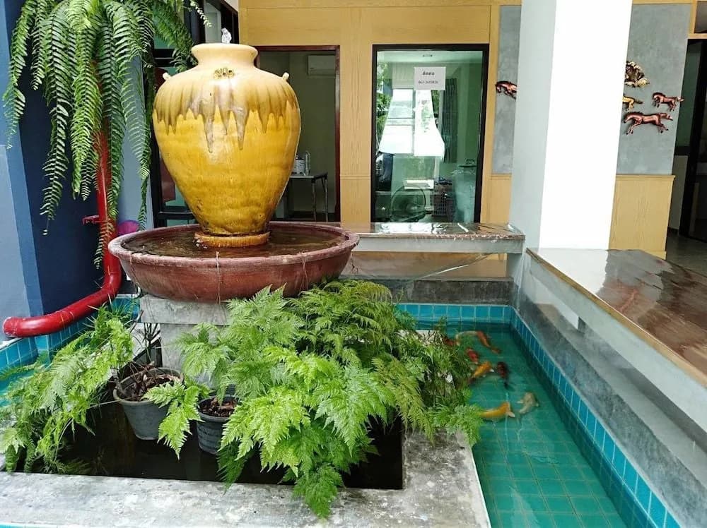 Home Inn Hotel - photo 11
