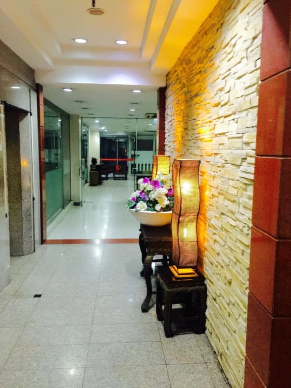 Mall Suites Hotel - photo 2