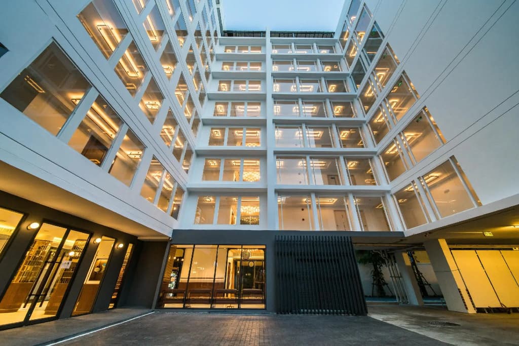 Hotel Amber Sukhumvit 85 - main photo