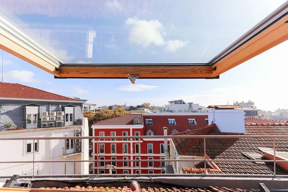 Avenida Liberdade Typical by Homing - photo 15