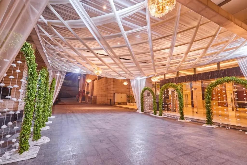 Crowne Plaza New Delhi Rohini by IHG - photo 29