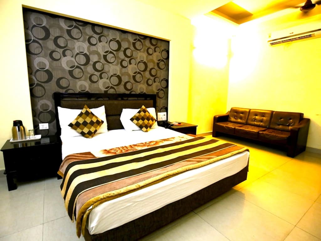 Hotel Sunrise - photo 3