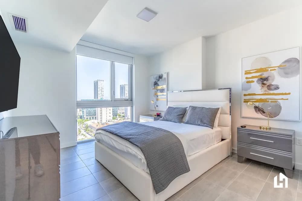 Downtown Miami Condos by Lua Host - photo 4