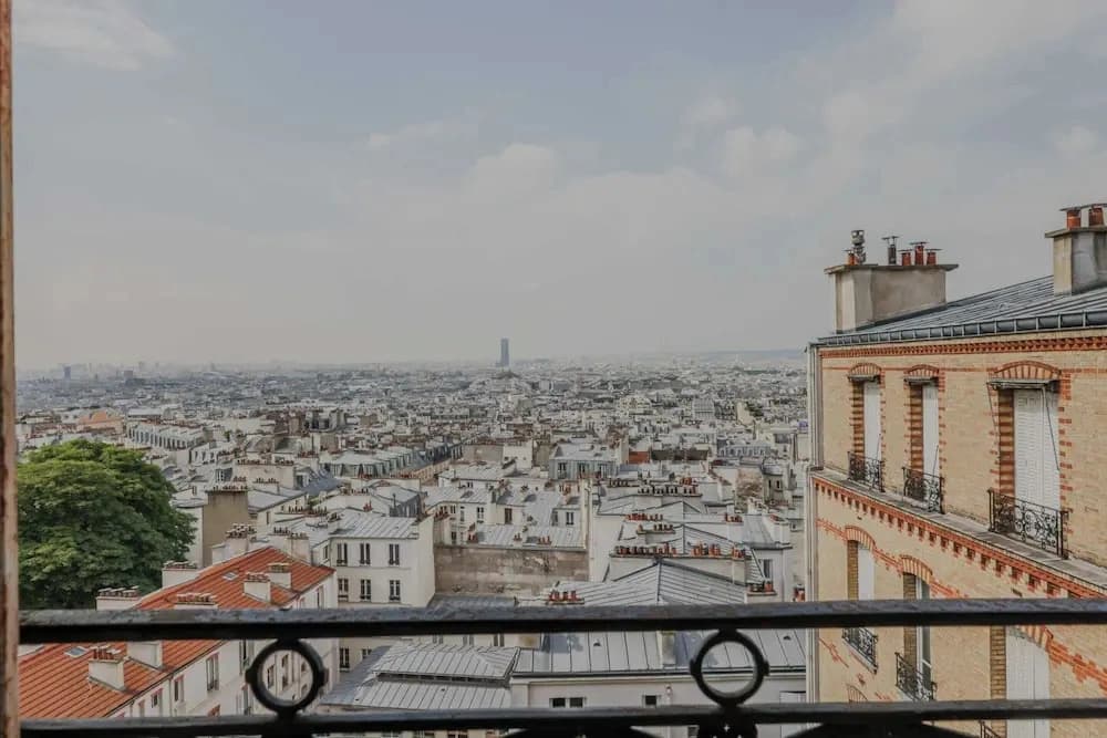 Magnificent Apartment- 2br/4p- Near Sacre-coeur - photo 12