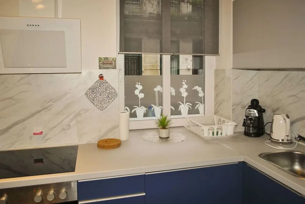 Sunset Central Apartment All Within Walking Distance - photo 14