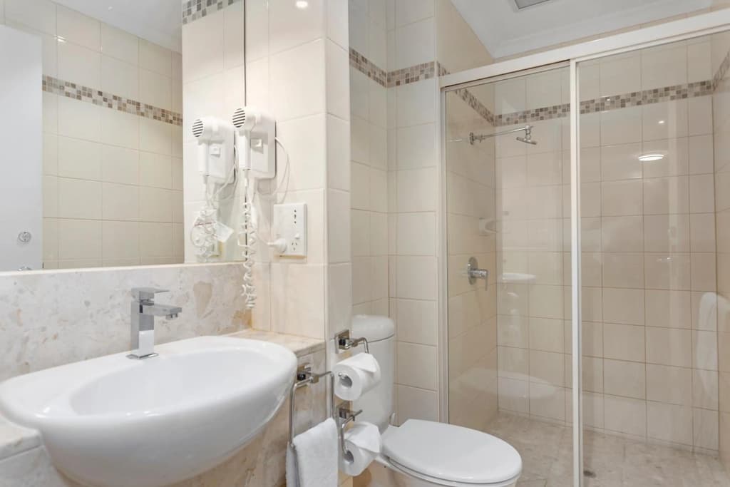 Clarion Suites Gateway - photo 11