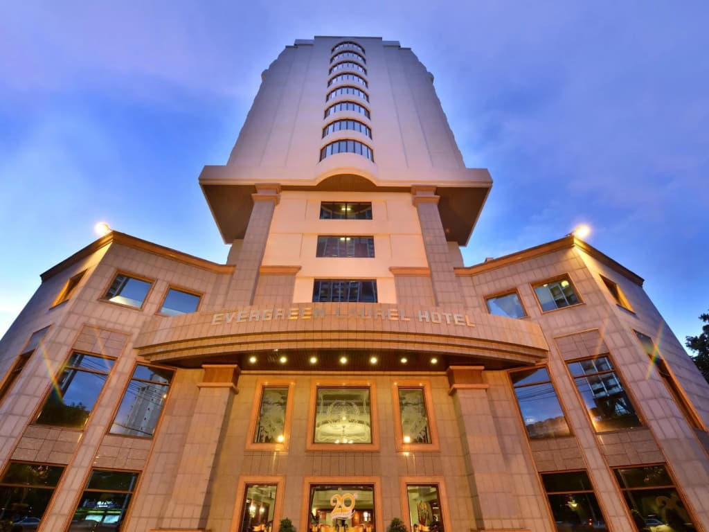 Evergreen Laurel Hotel Bangkok - main photo