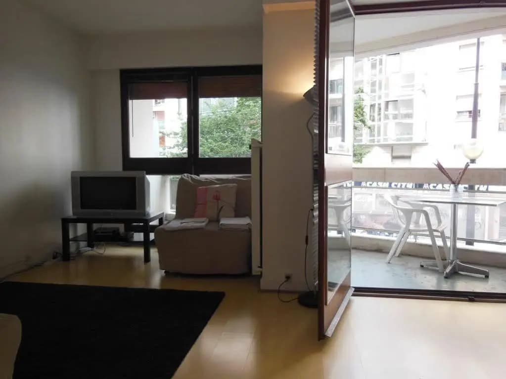 Sacre Coeur Apartment - photo 3