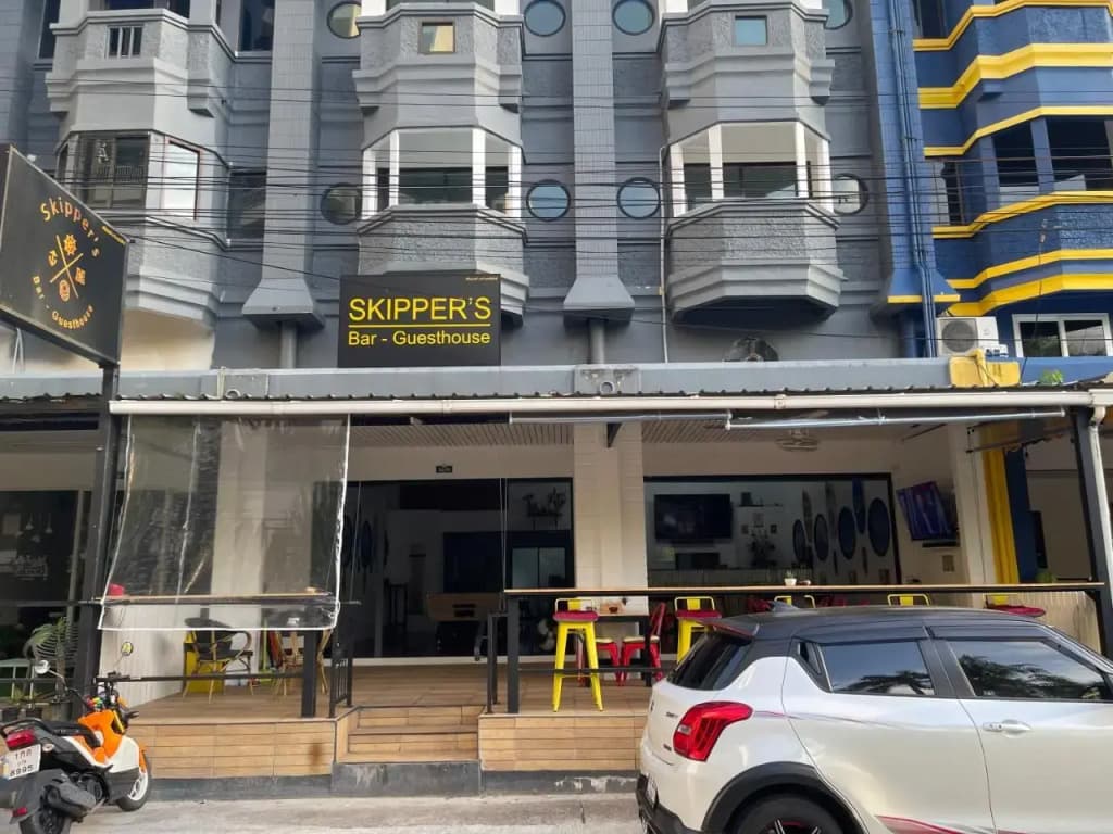 Skipper's Guesthouse - photo 12