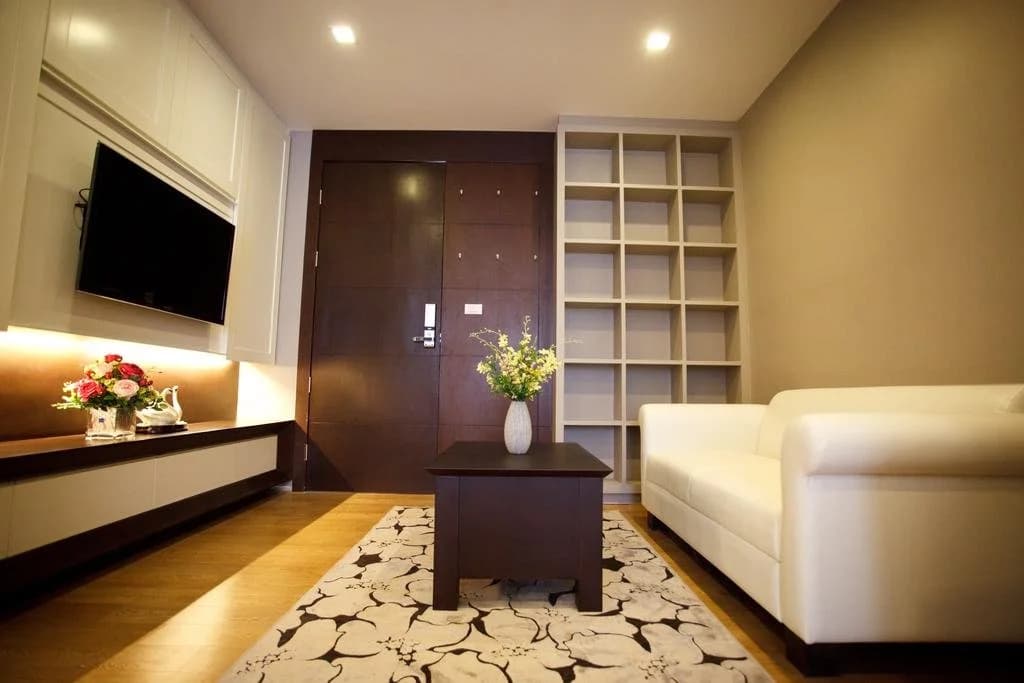 Alisha Court Hotel & Residence - photo 6