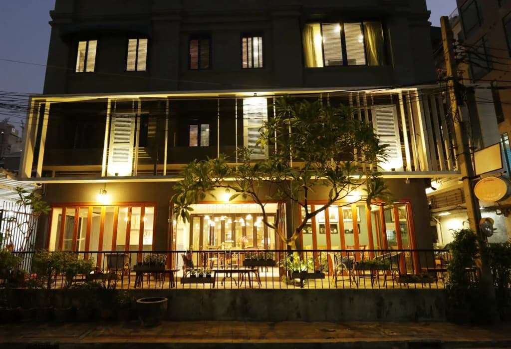Nandha Hotel - photo 1