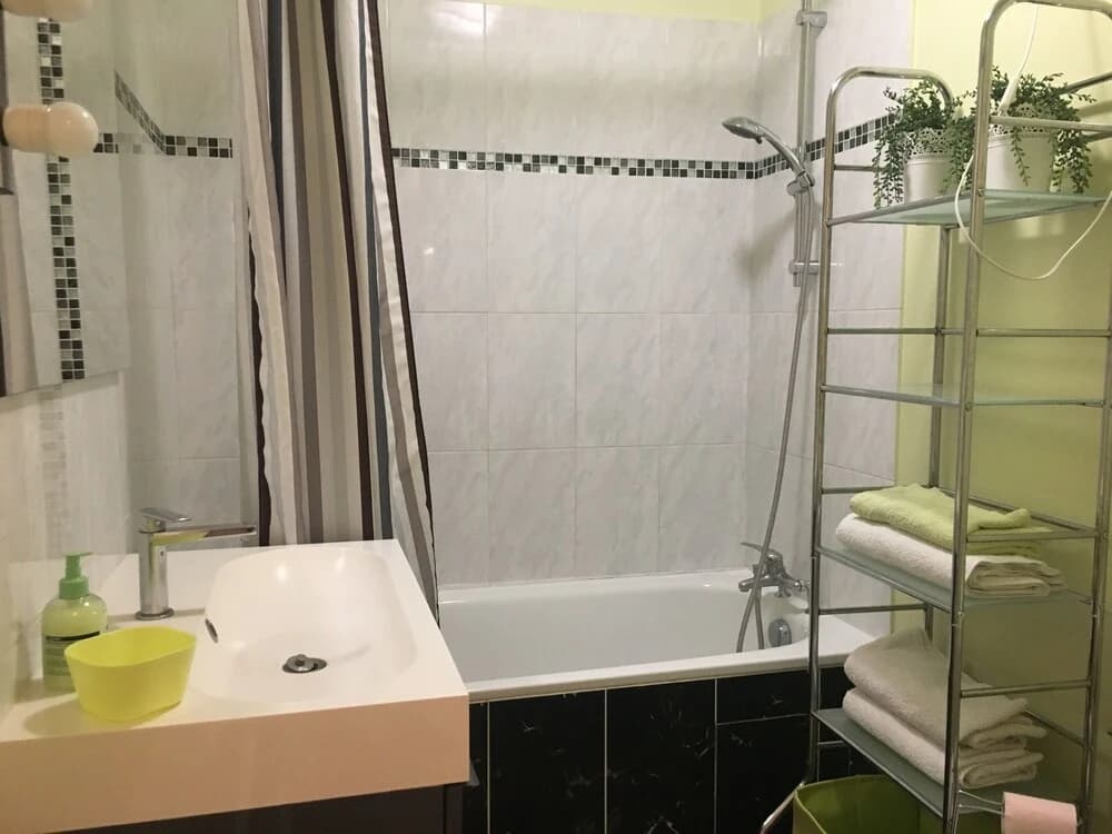 Sunny and Spacious Appartment, 44 Sqm, Great View, Wifi, Tv, - photo 6