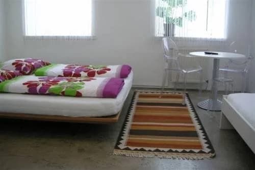 Rentyourroom - photo 2