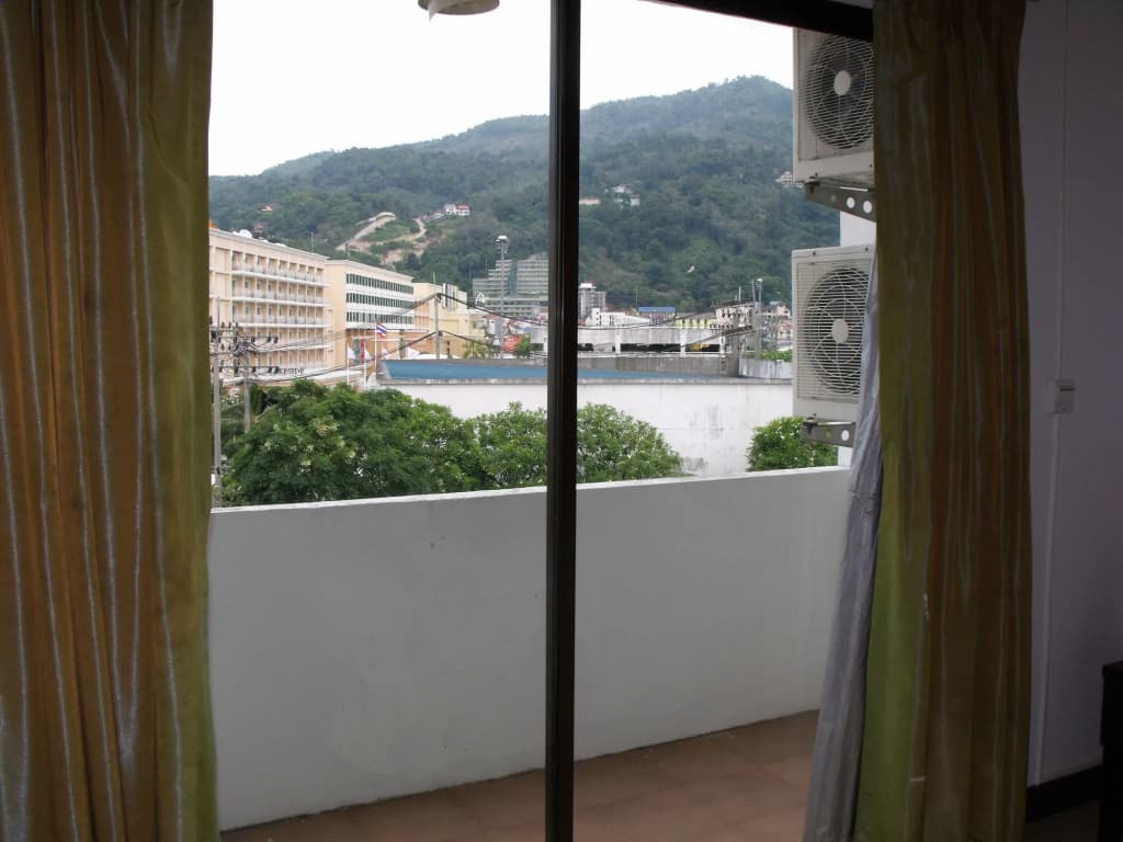 BGW Phuket - Hostel - photo 20