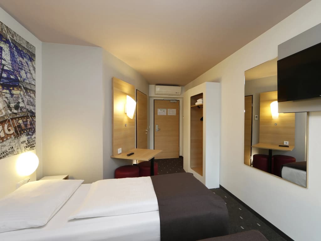 B&B Hotel Berlin-Alexanderplatz - photo 4