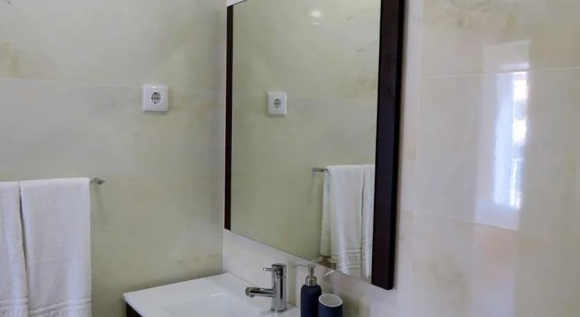 Downtown Boutique Studio & Suites - photo 10
