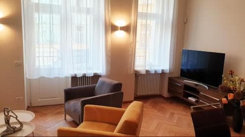Free Parking- 2bdr Apartment in Wenceslas Square - photo 30