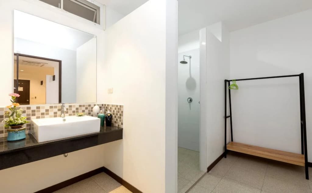 The Lantern Hostel and SPA - photo 6