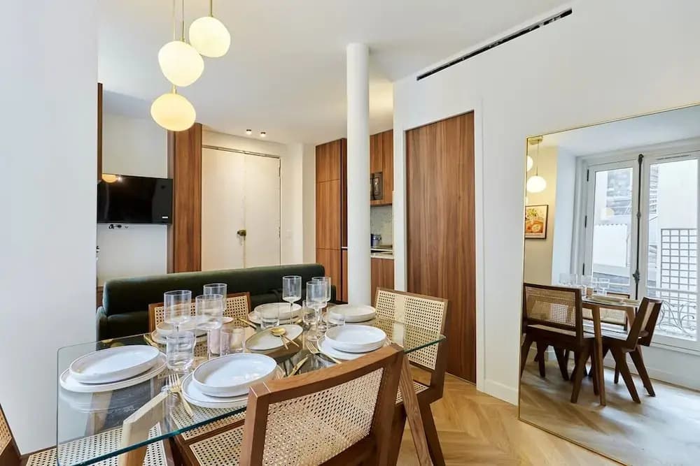 Superb 2 Bedrooms Apartment Center of Paris - photo 13