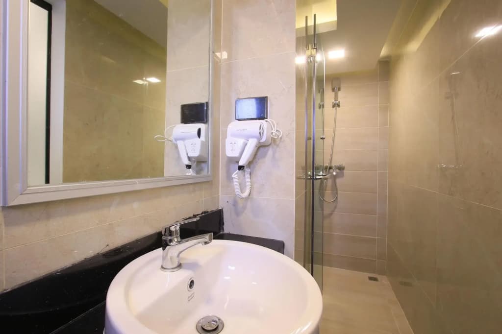 Pratunam Atrium Hotel - photo 8