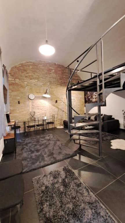 Király Apartman - photo 10