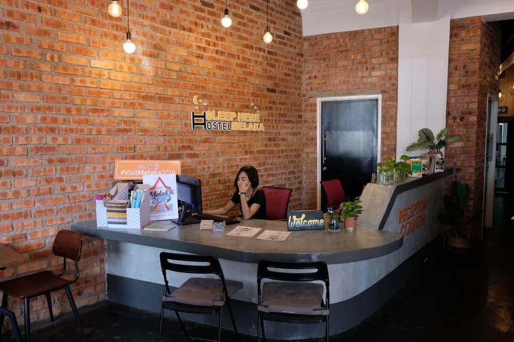 Sleep Here Hostel - photo 12