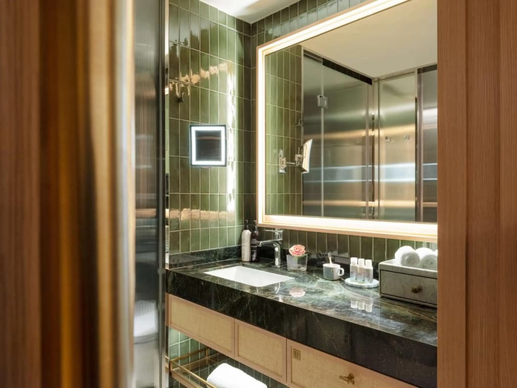 Island Shangri-La, Hong Kong - photo 45
