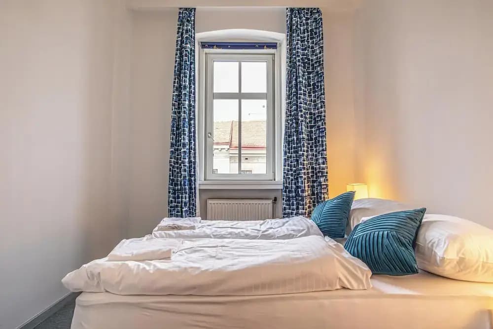 Vienna Spacious 2BR Apt Long Stay - photo 17