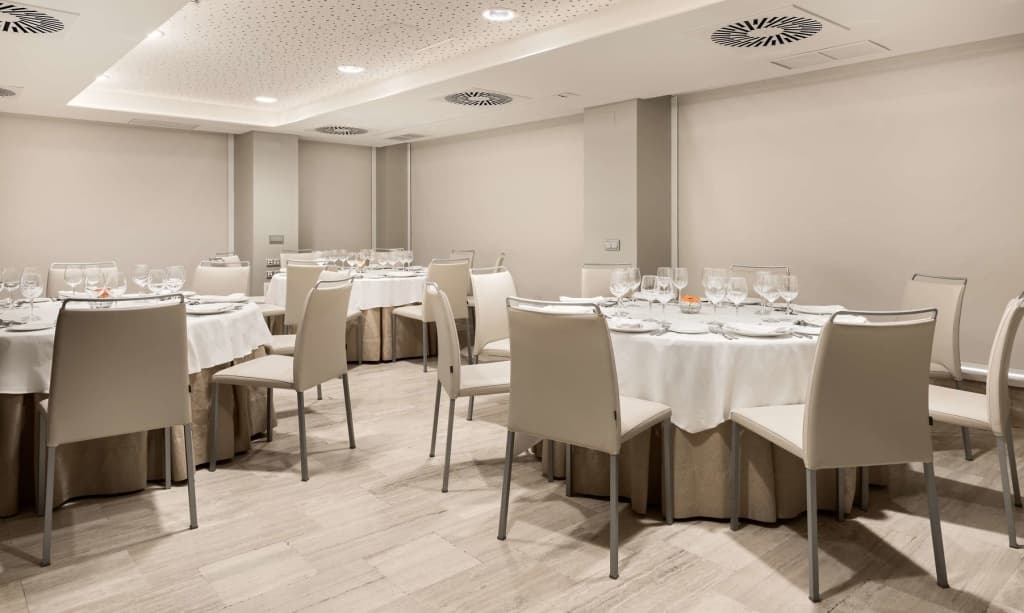 NH Madrid Zurbano - photo 25