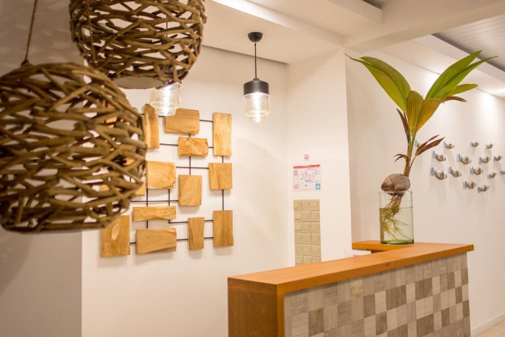 Velana Beach Hotel Maldives - photo 2