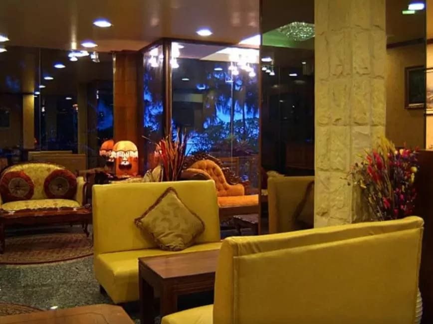Loona Hotel - photo 2