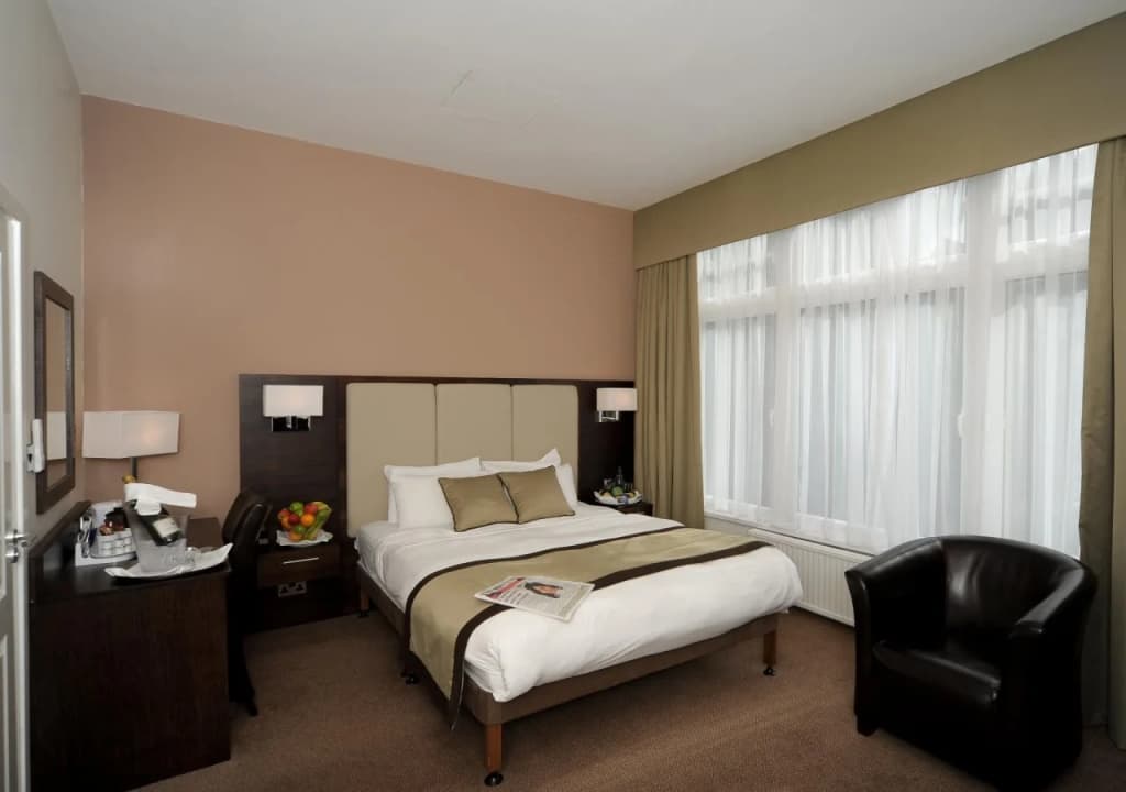 Raglan Hotel - photo 10