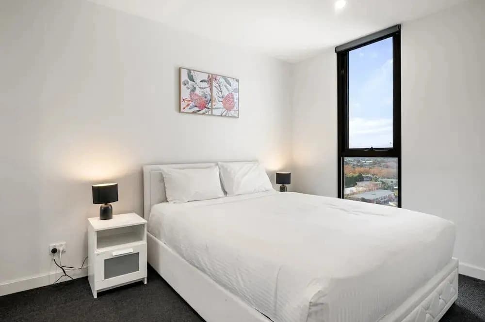 Bright 1-bed Apartment Near Beach and Cafes - photo 2