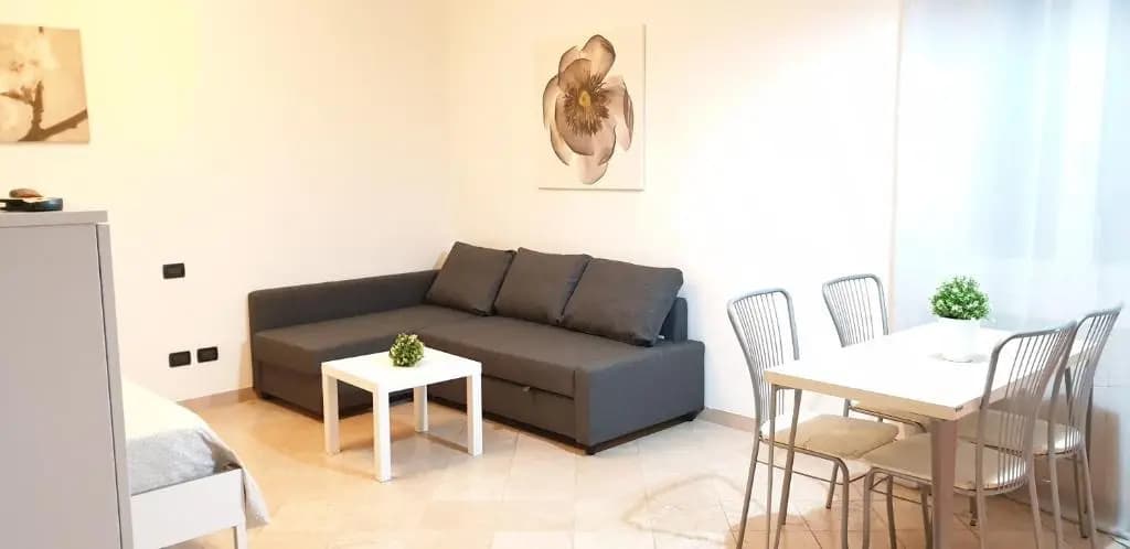Philips Apartment - photo 7