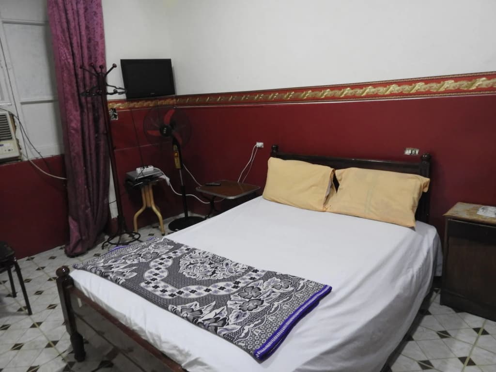 The Emerald Hotel - photo 4