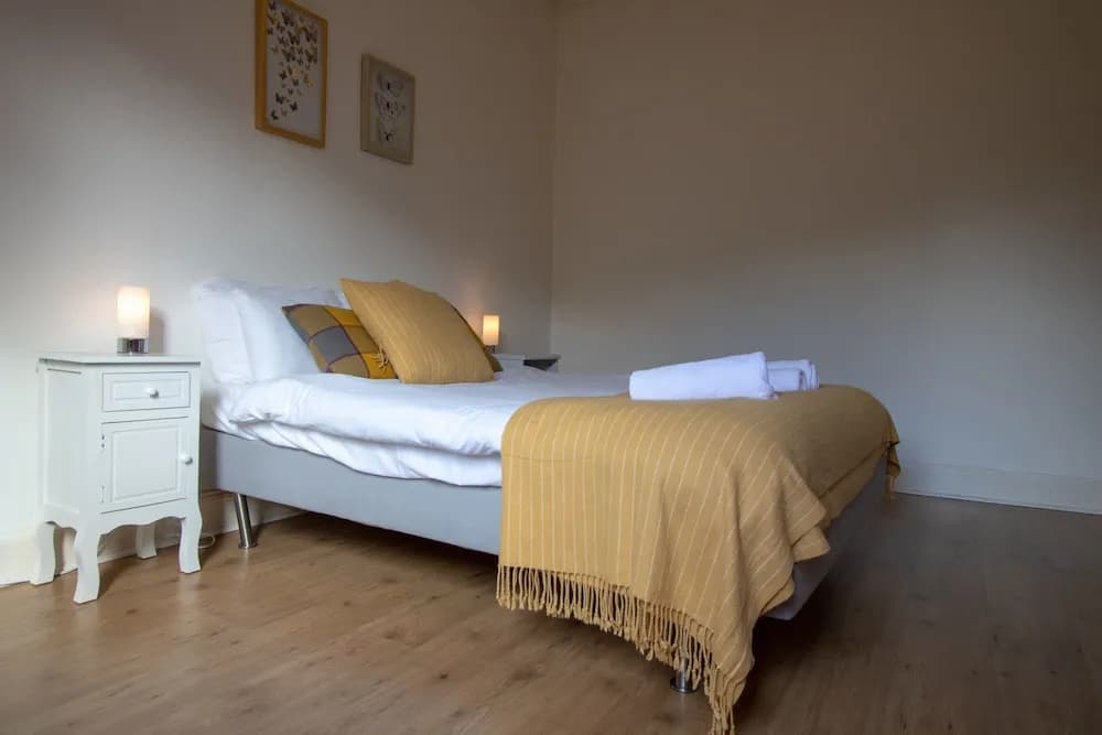 1 Bedroom Flat In Broughton - photo 5