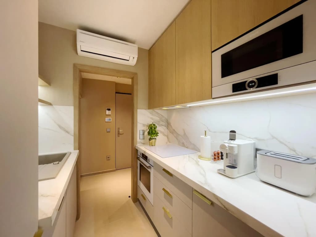 Emerald Downtown Suites - photo 12