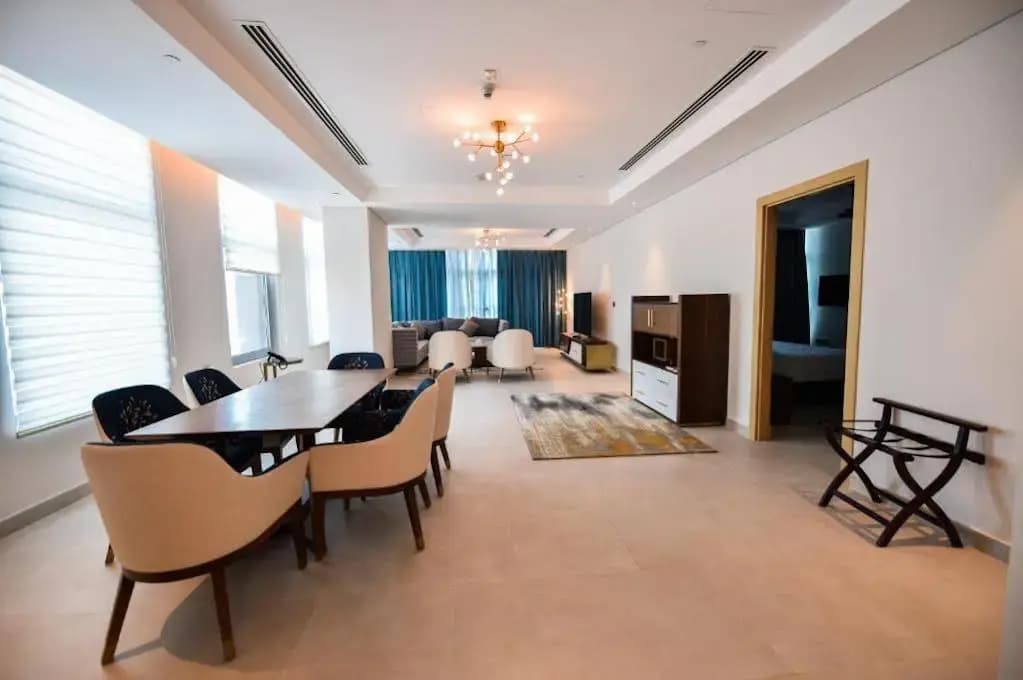 Waterfront Hotel  Apartment - photo 17