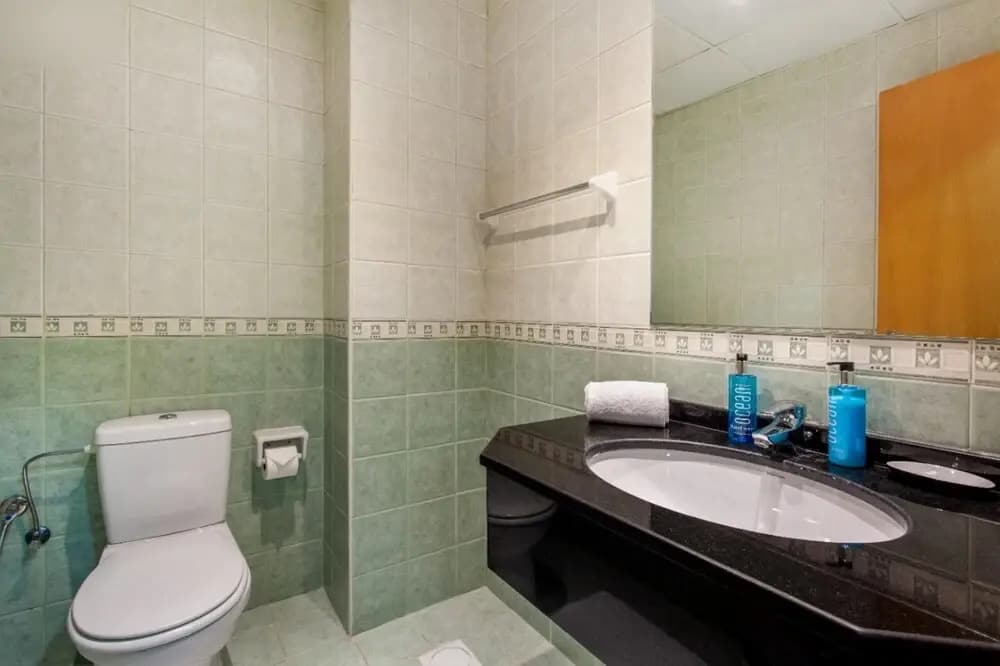 JLT Cluster P Modern 1 BR Apt - photo 8