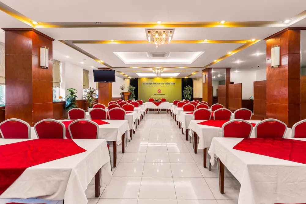 A25 Premium Hotel - 705 Lac Long Quan - photo 15