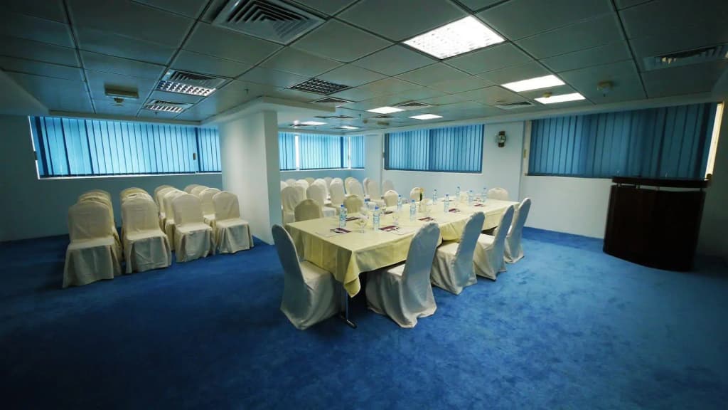 Sharjah Royal Tulip Hotel apartment - photo 19