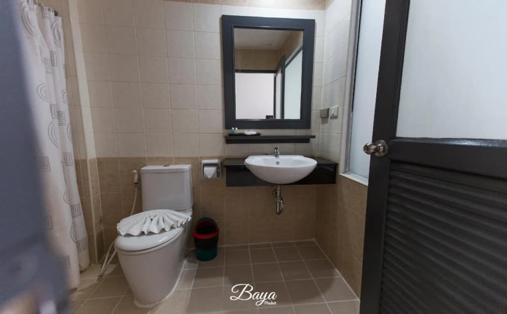 Hotel Baya Patong - photo 10