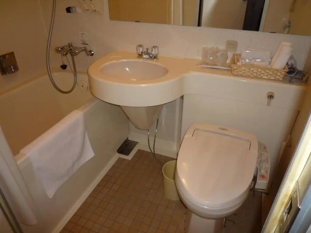 Tokyo Grand Hotel - photo 10