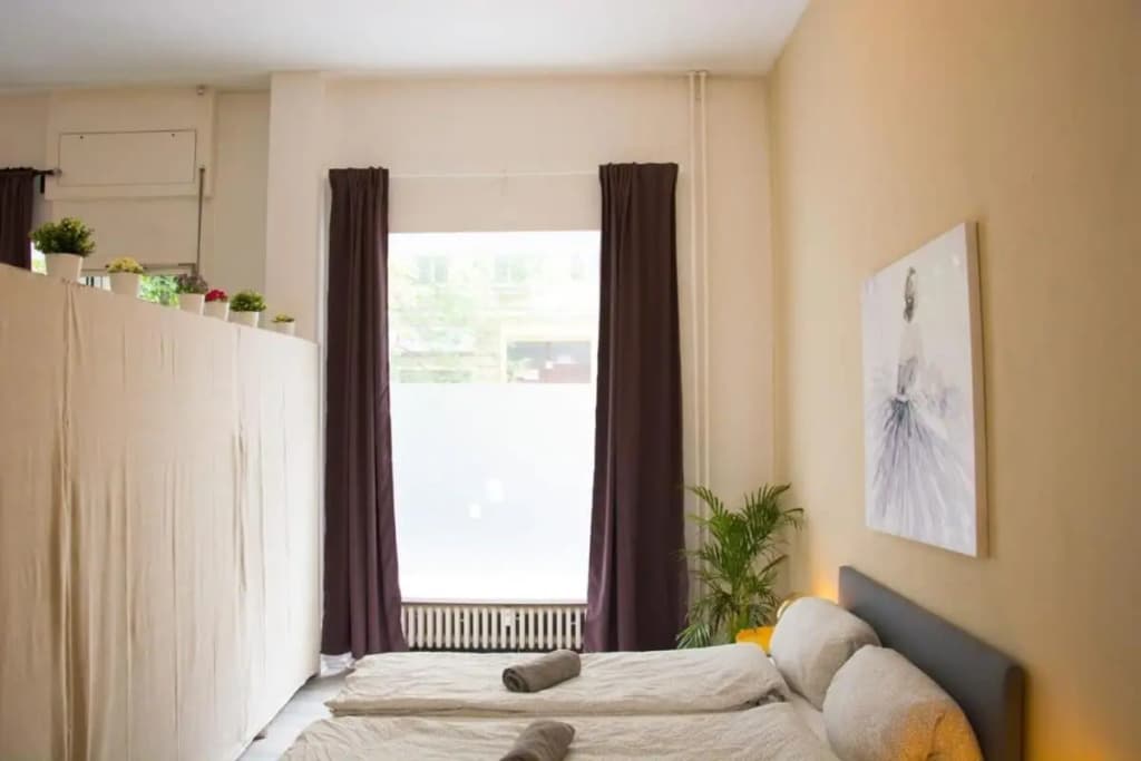 Moabit Family Apartment - photo 1