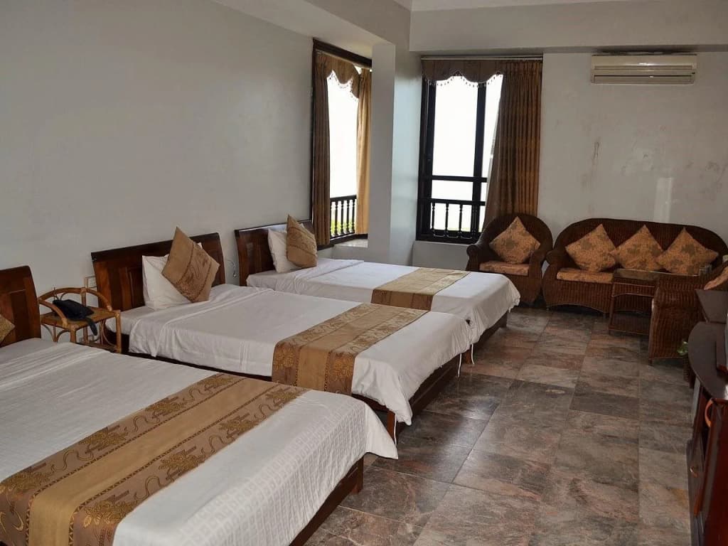 Hoa Binh Ha Long Hotel - photo 3