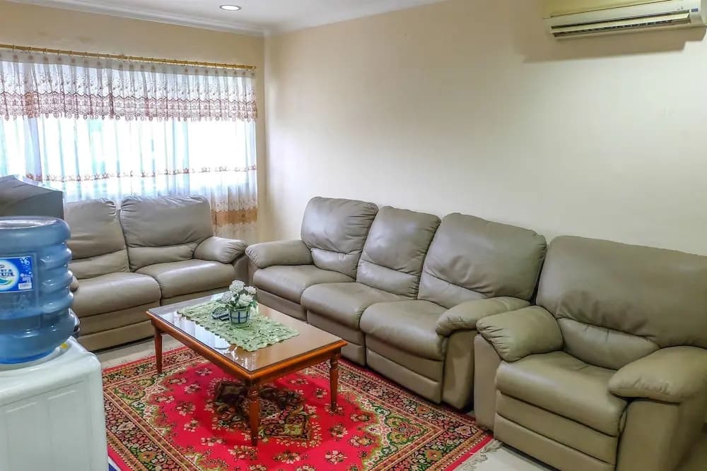 Best Spacious Apartment Permata Senayan - photo 11